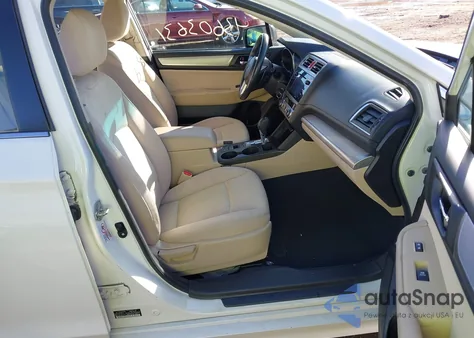 2017 Subaru Legacy 2.5I Premium из США, поврежденный, VIN 4S3BNAC61H3034362